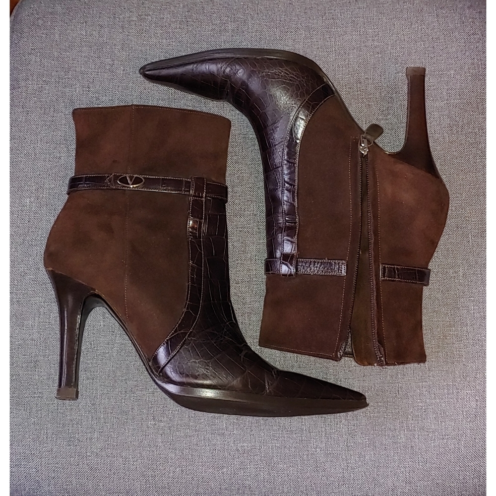 VALENTINO GARAVANI Suede Boots